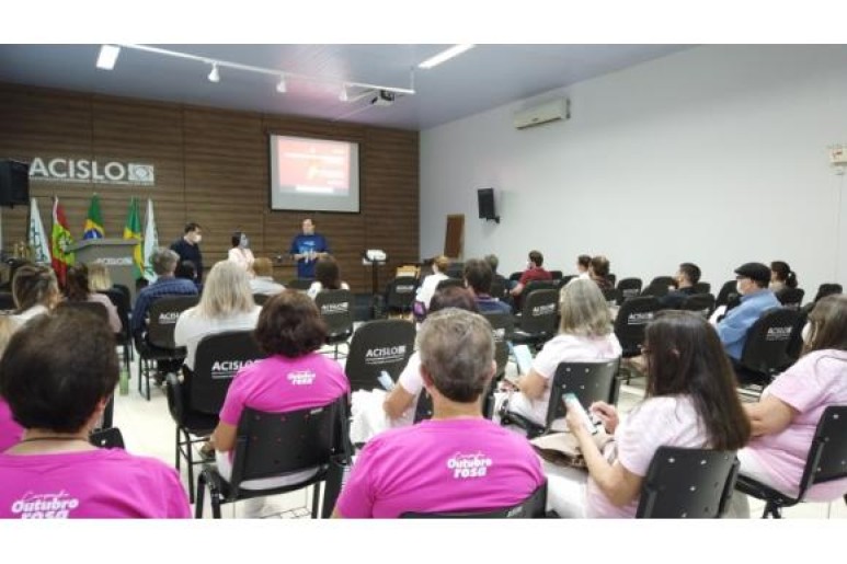 Capa notícia Palestra sobre saúde bucal abre programação do Novembro Azul do Núcleo de Odontologia